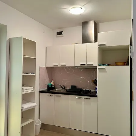 Mirjana Apartamento *